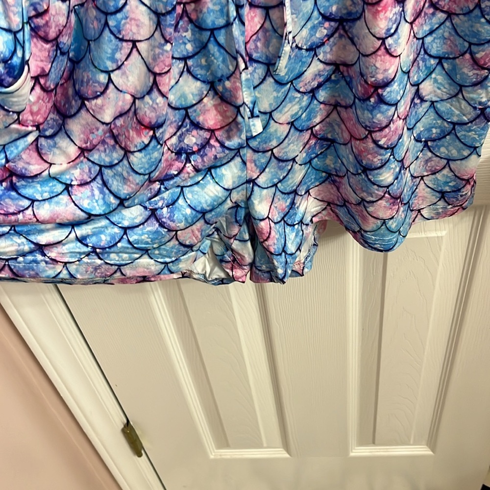 Mermaid romper - Picture 3 of 4